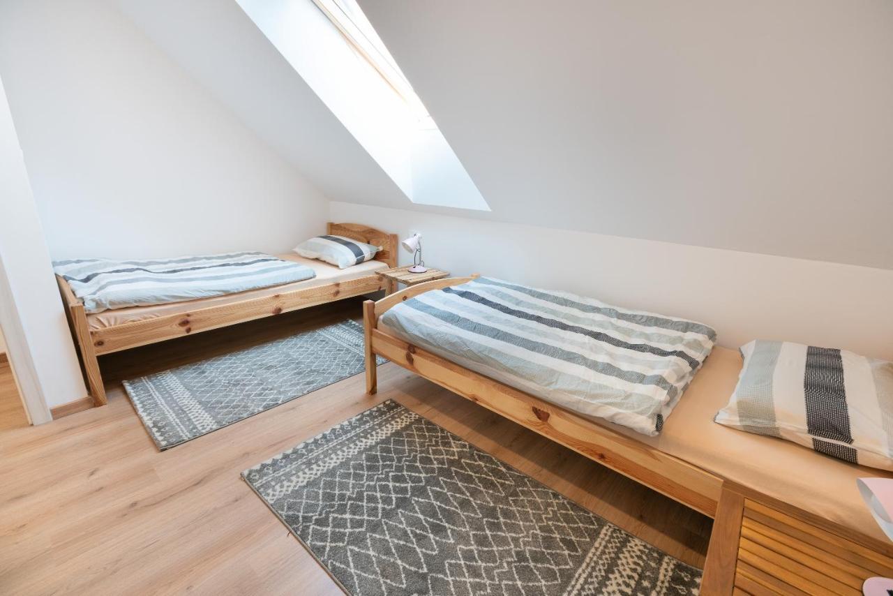 Apartment Zynga - Stud Farm Sentvid Pri Sticni 외부 사진
