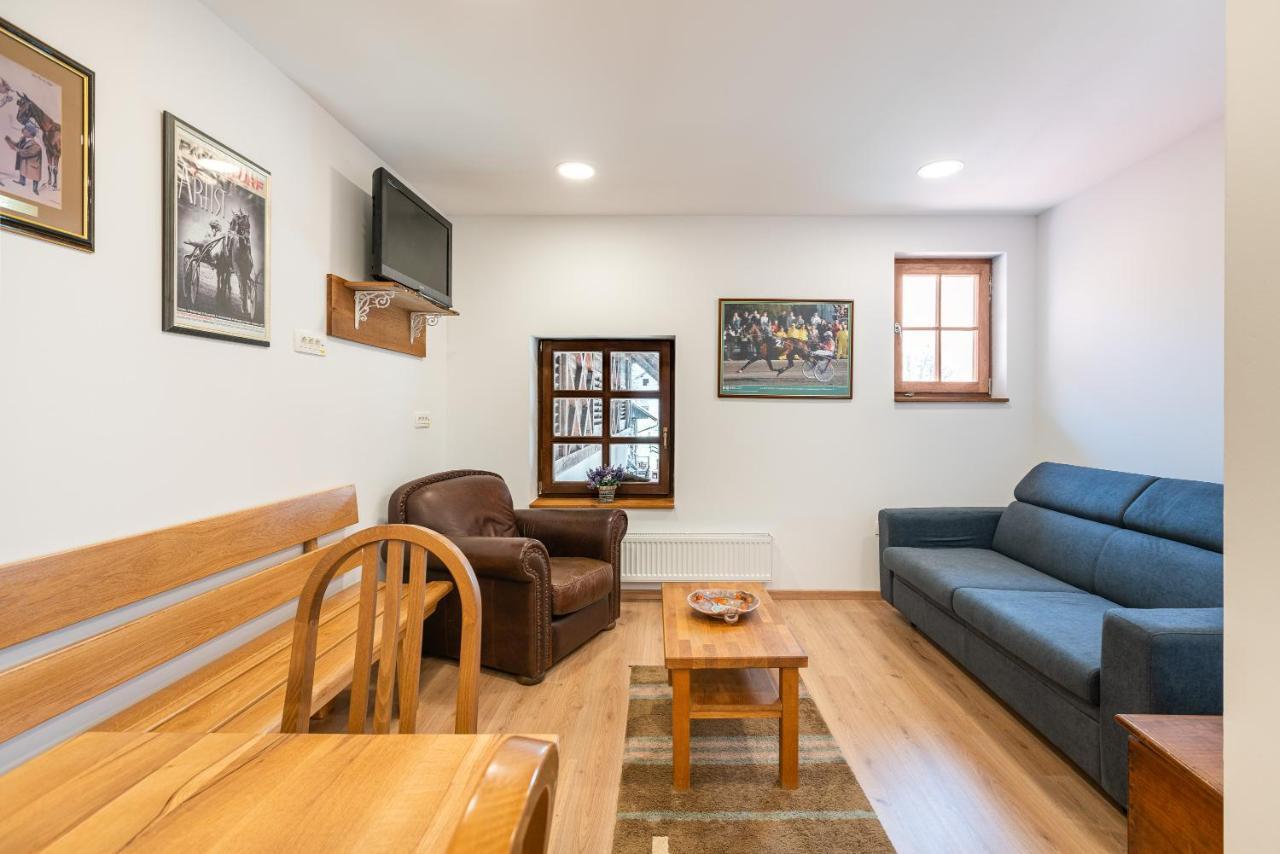 Apartment Zynga - Stud Farm Sentvid Pri Sticni 외부 사진